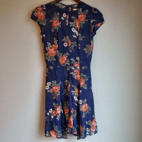 Reformation Damsel in Moonshadow size XXS - Picture 4 of 6